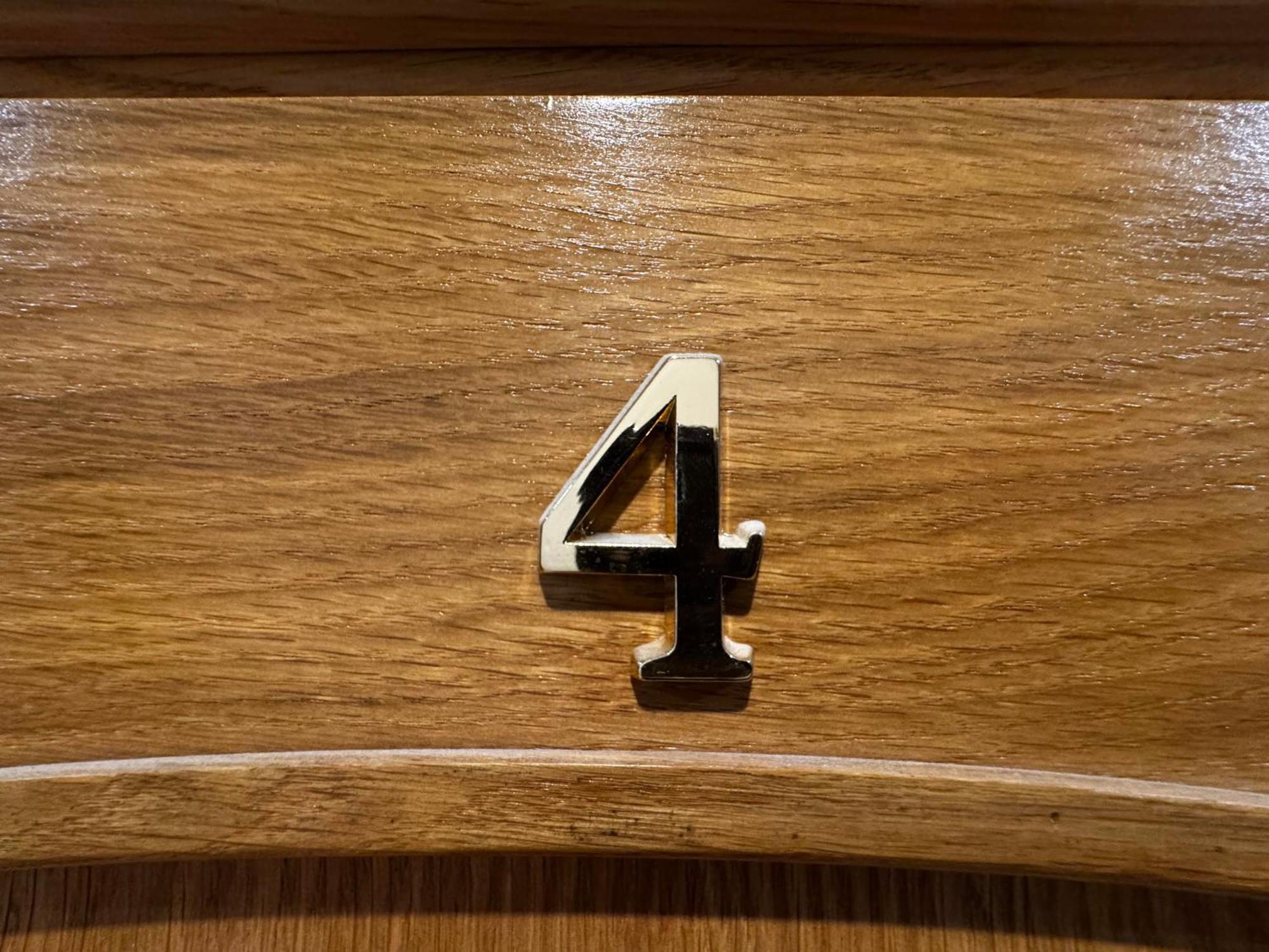 Aparthotel Riga Eksteriør bilde The number 4 on a door